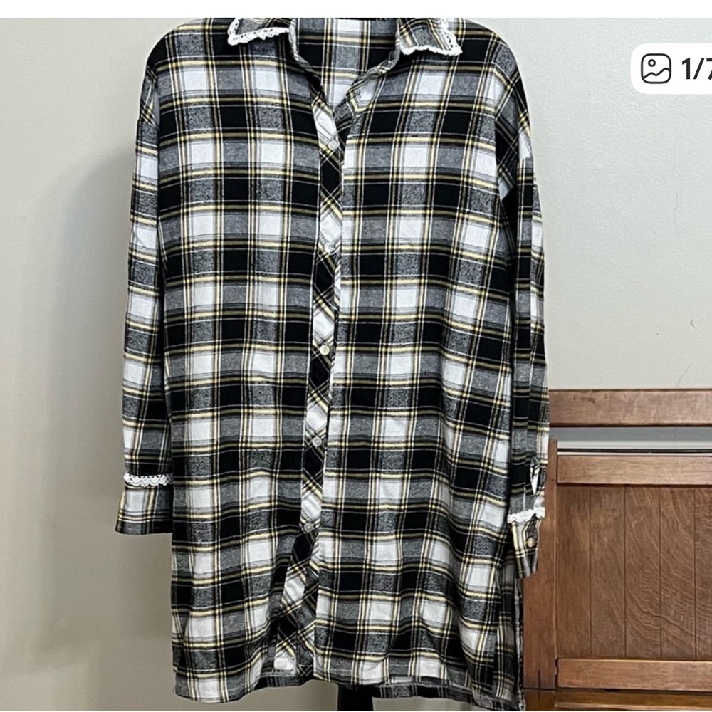POL Black and Yellow Plaid Boho Tunic size S